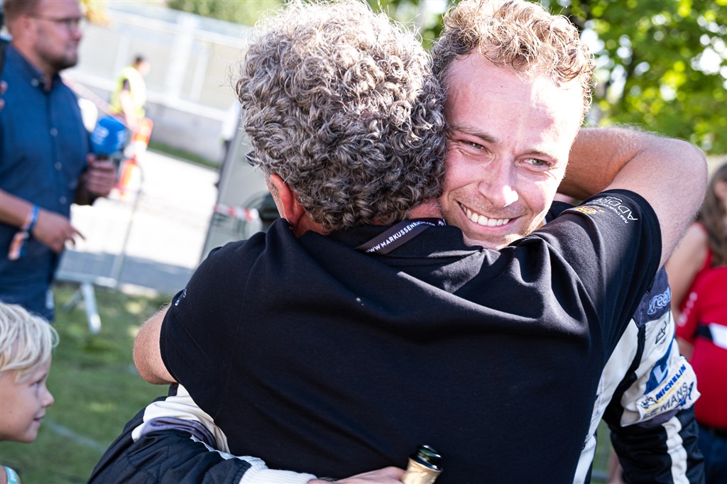 Den samlede andenplads er sæsonens hidtil bedste resultat for Michael Markussen, der helt forståeligt var meget glad for resultatet i København.
(Foto: TCR Denmark/Kim Gripping/Boxengasse.dk)